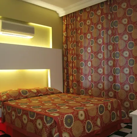 Szálloda Orient 3*