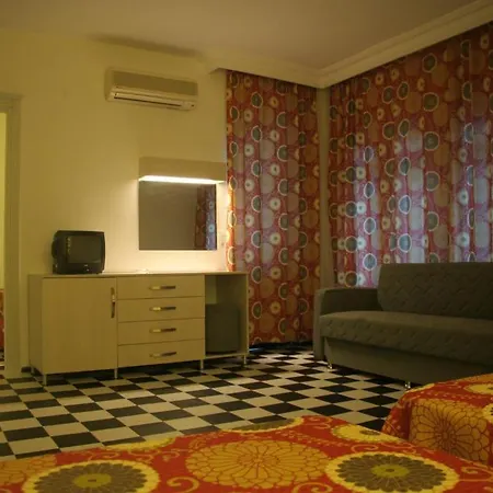 Orient Szálloda 3*