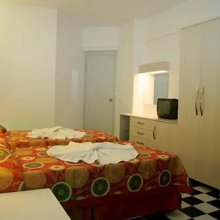 Orient Hotell 3*